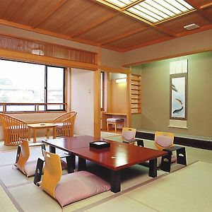Japanese-Style Room